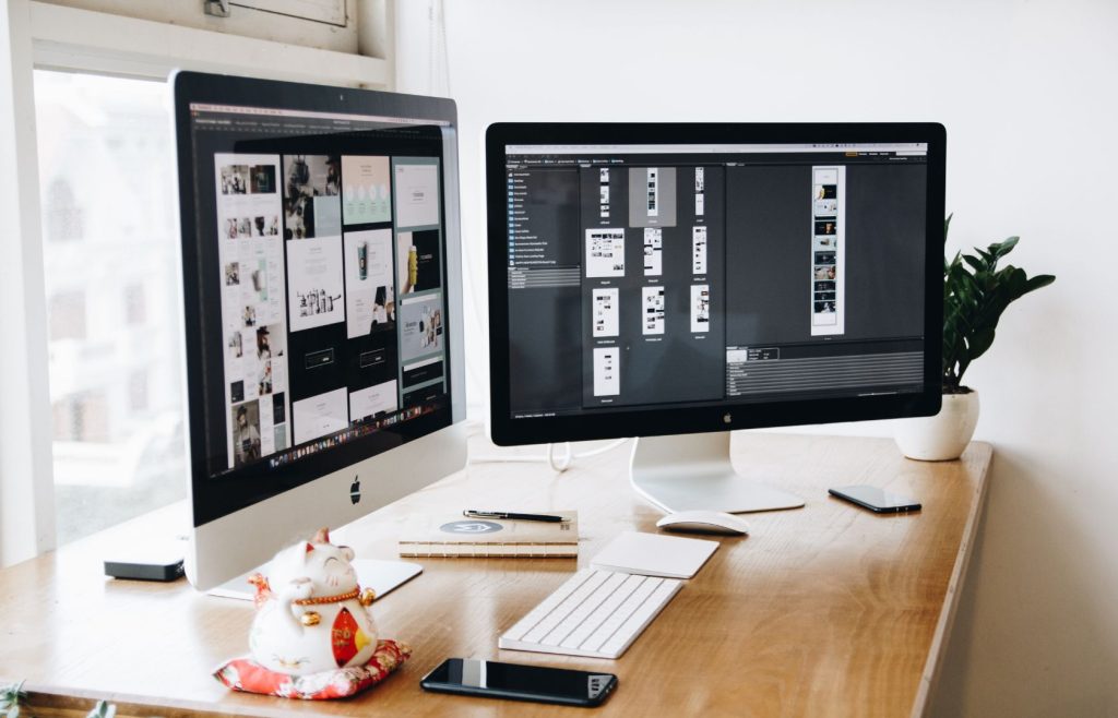 computer showing AI for website design